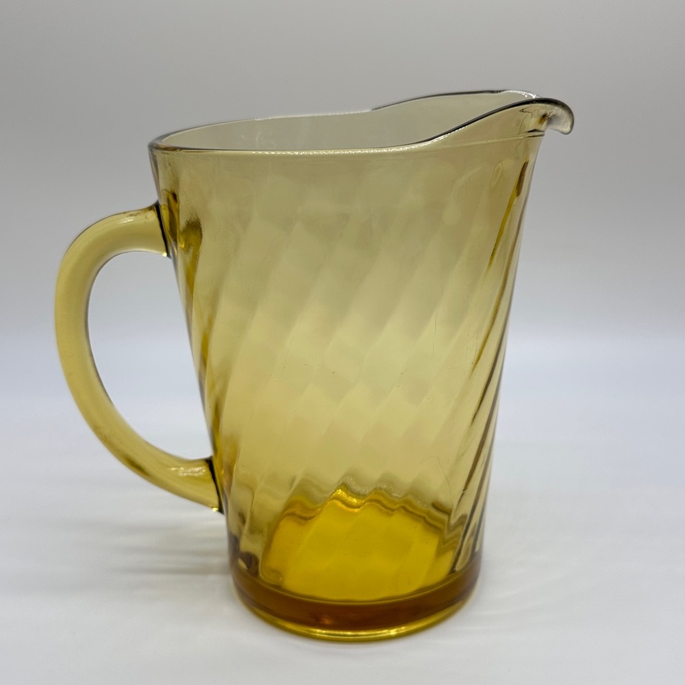 Vintage 7.75" Hazel‎ Atlas Amber Gold Glass Swirl Optic Pitcher (c. 1960s-1970s)